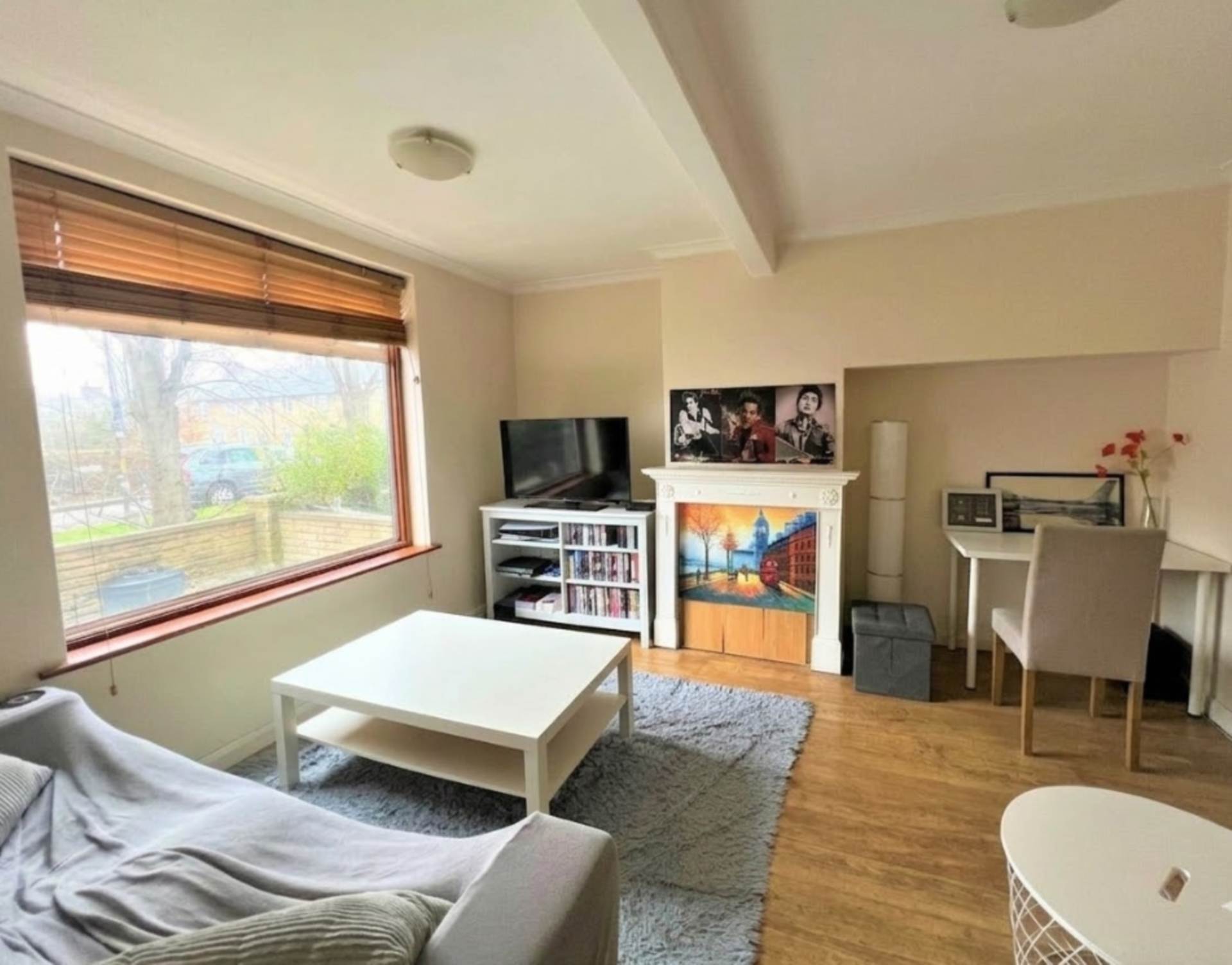 Two Bedroom House in the heart of Morden, Image 5