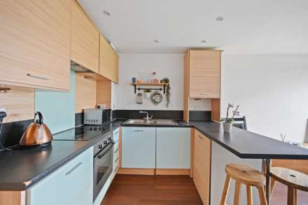Bailey House, Barber Parade, London, SE18 4GD, Image 4