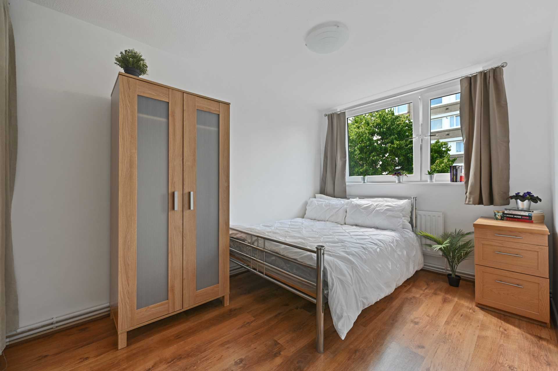 Jacobson Court, Surrey Lane, SW11 3PP, Image 3