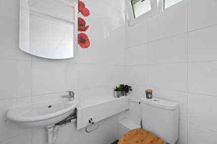 Jacobson Court, Surrey Lane, SW11 3PP, Image 8
