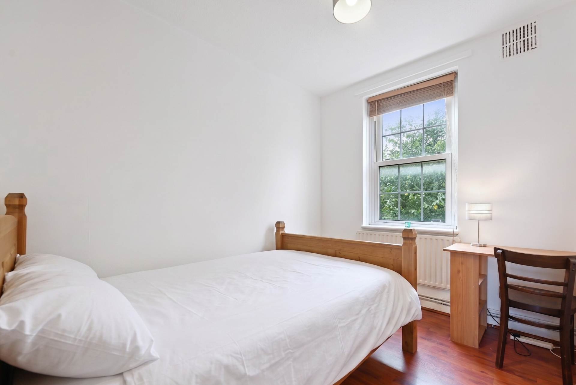 Edmund House, Kennington, Image 3