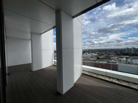 2 Double Bedrooms in a shared 3-bedroom Flat  in St Josephs Street, Image 8