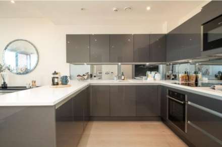 Gwynne Road, London, SW11, Image 3