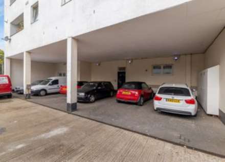St Rule Street, Clapham, SW8, Image 13
