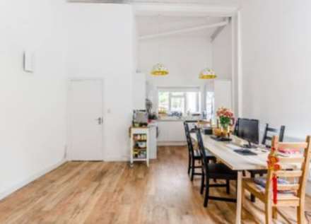 St Rule Street, Clapham, SW8, Image 9