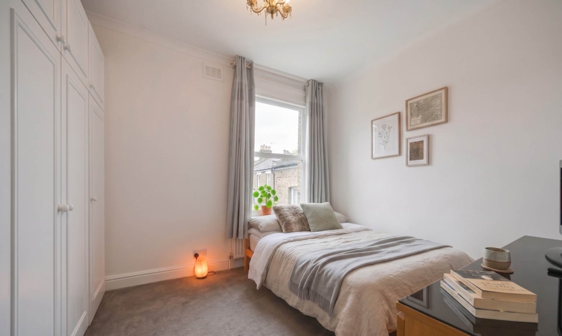 Clive Court Abercrombie Street, SW11 2JB, Image 2