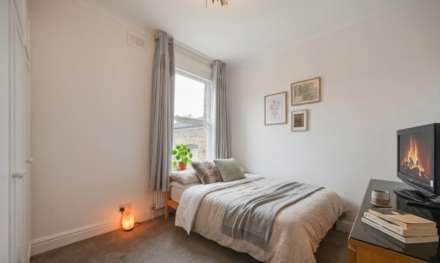 Clive Court Abercrombie Street, SW11 2JB, Image 1