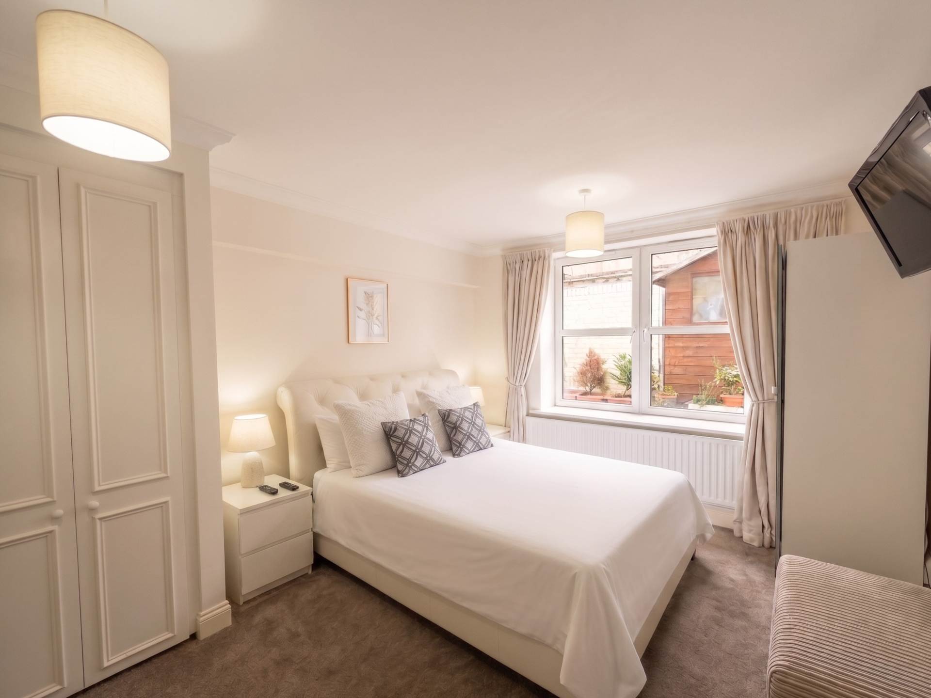Imperial Court, Kennington, SW11, Image 7