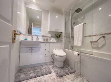 Imperial Court, Kennington, SW11, Image 5