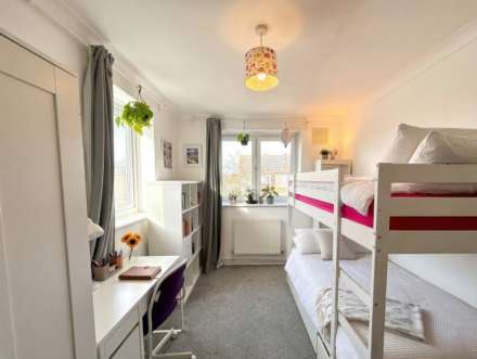 Three Bedroom flat in the heart of Greenwich, Image 4