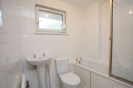 Convenient 4 Double Bedroom Flat in Surrey Quays, Millender Walk, SE16, Image 12
