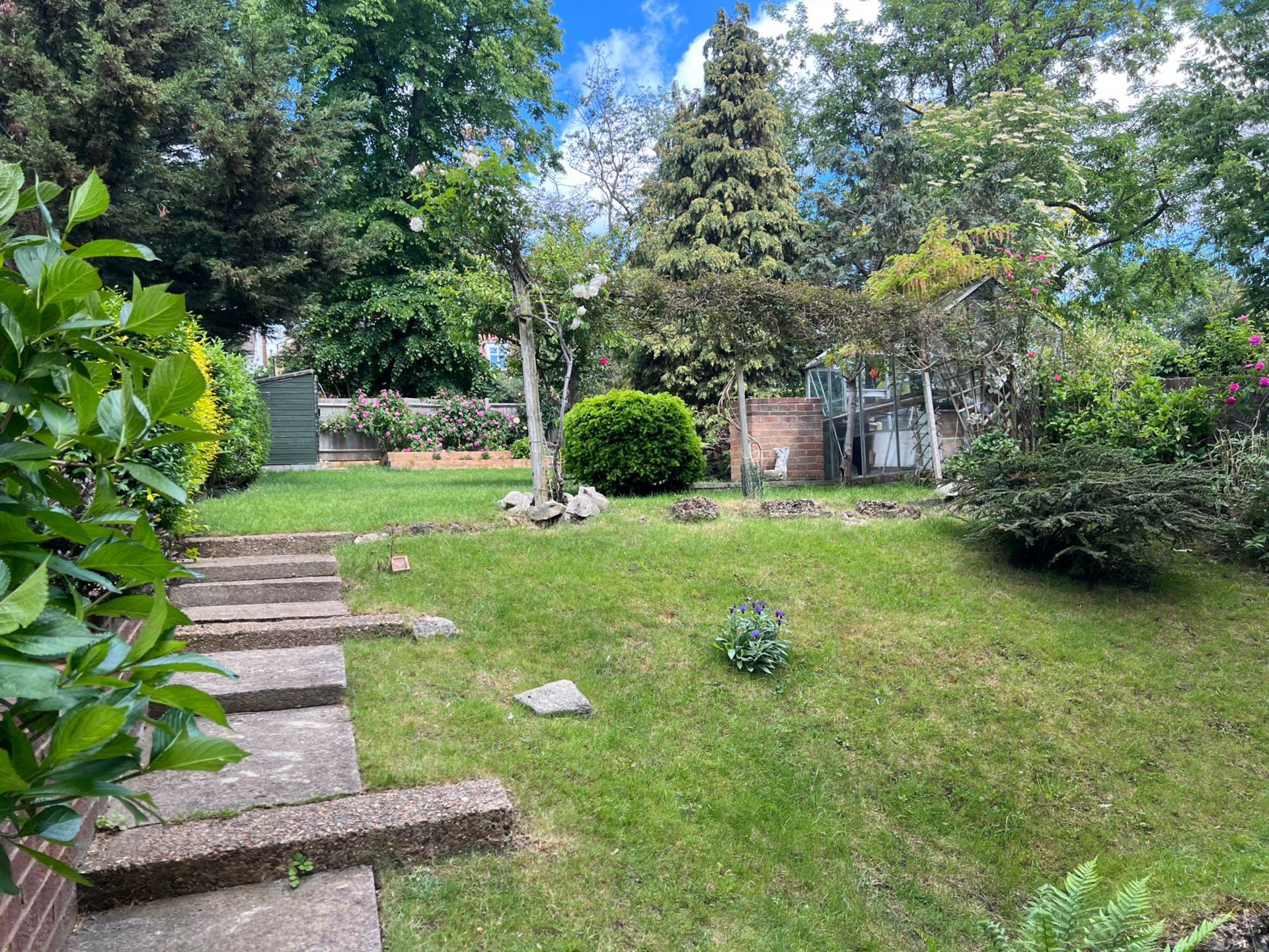 Granville Park, London, Image 7