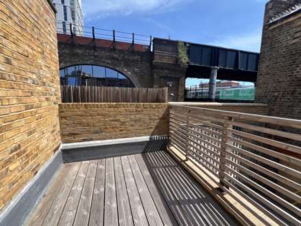 Queenstown Road, London, Image 9