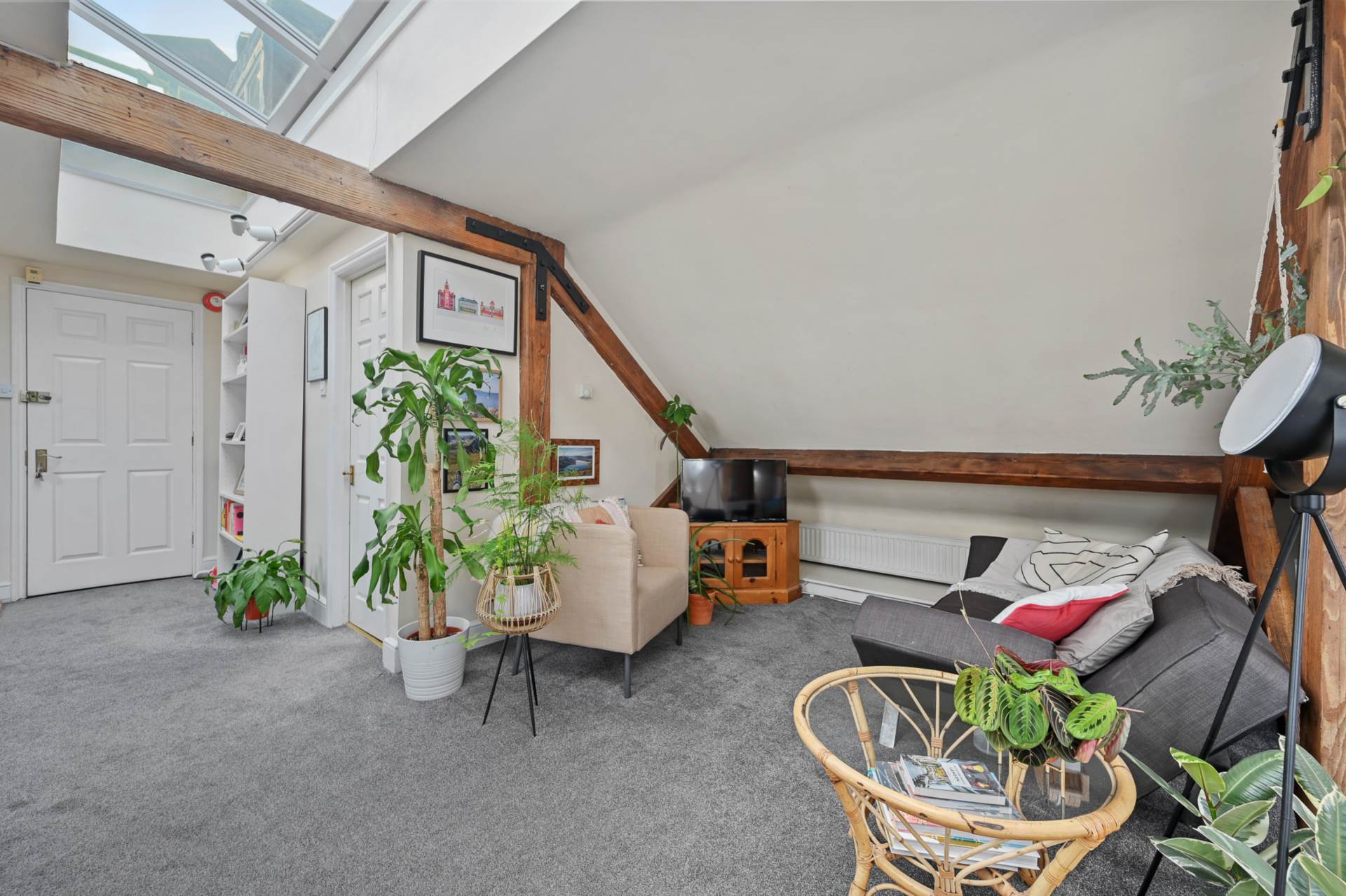 Battersea Park Road, Battersea, Image 5