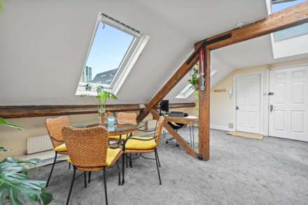 Battersea Park Road, Battersea, Image 4
