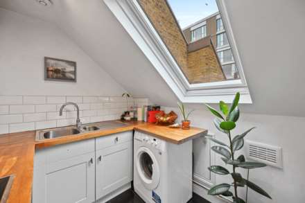 Battersea Park Road, Battersea, Image 8