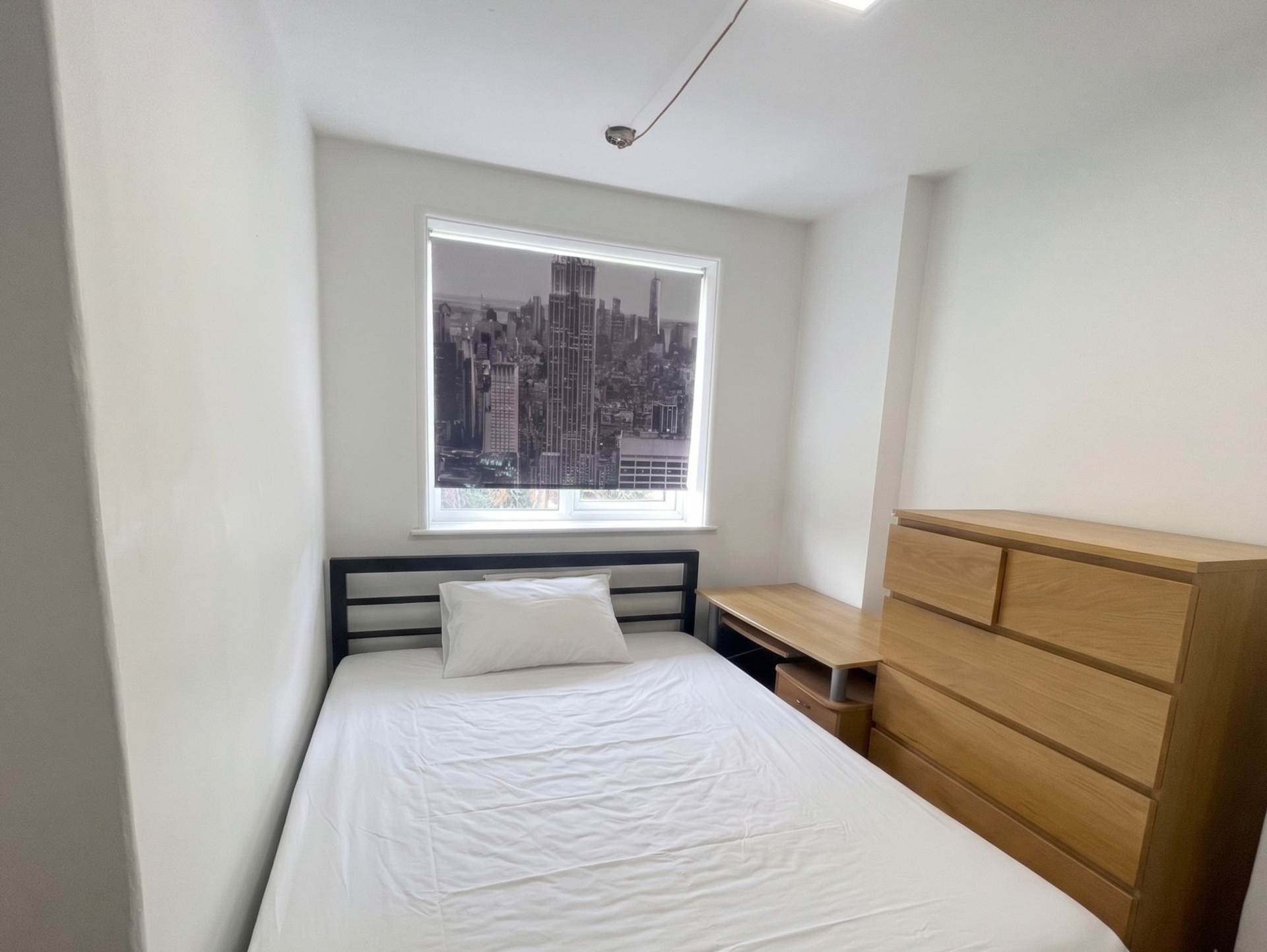 Three Bedroom Terrace House with a large private Garden in Kidbrooke, Image 2