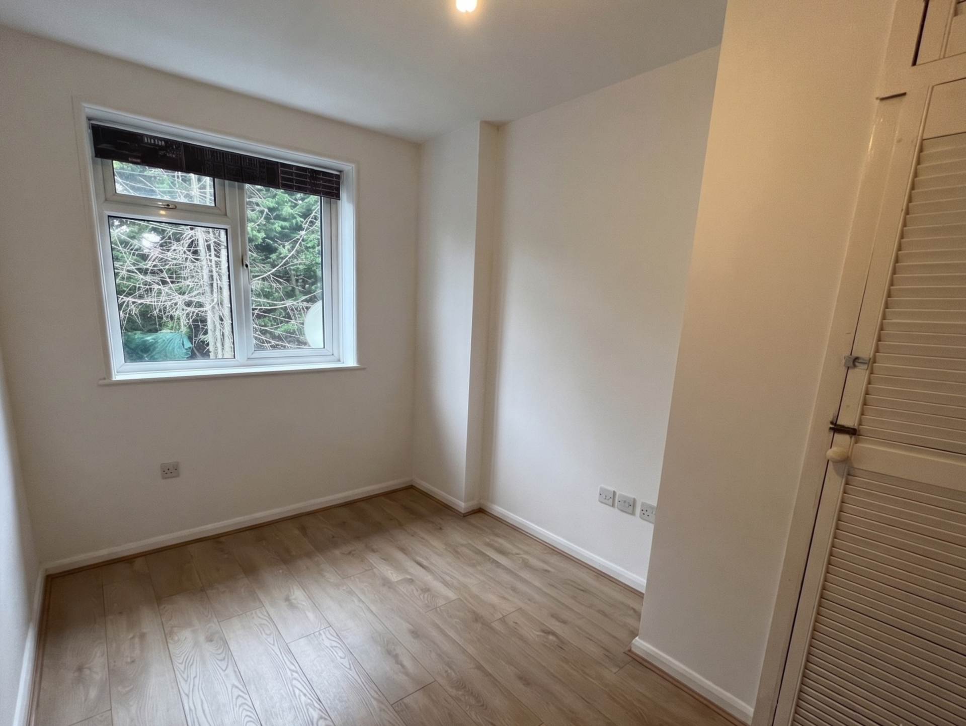 Three Bedroom Terrace House with a large private Garden in Kidbrooke, Image 3