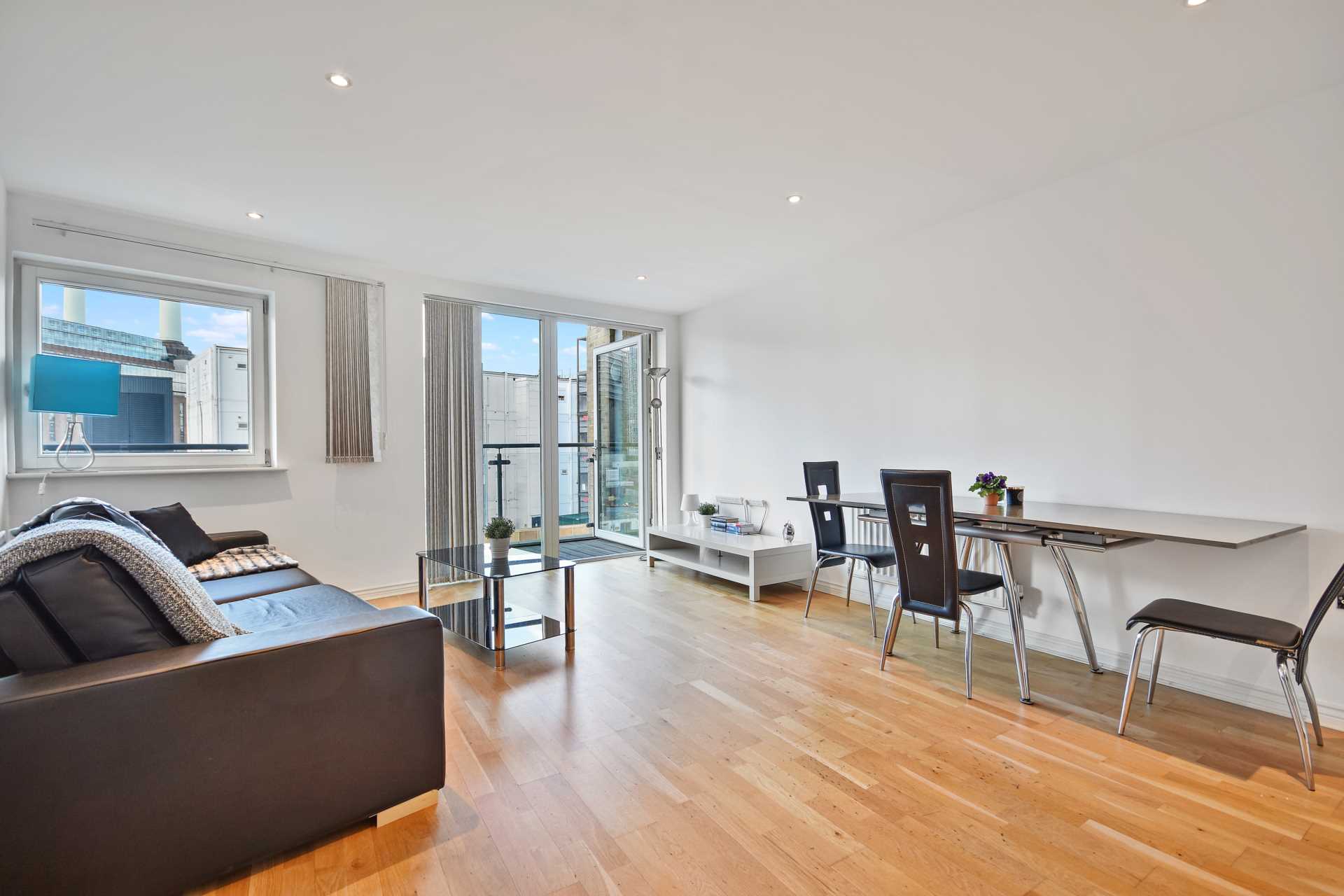 Viridian Apartments, Nine Elms, SW8, Image 3