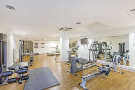Viridian Apartments, Nine Elms, SW8, Image 7