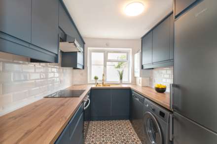 Property For Rent London Road, Mitcham