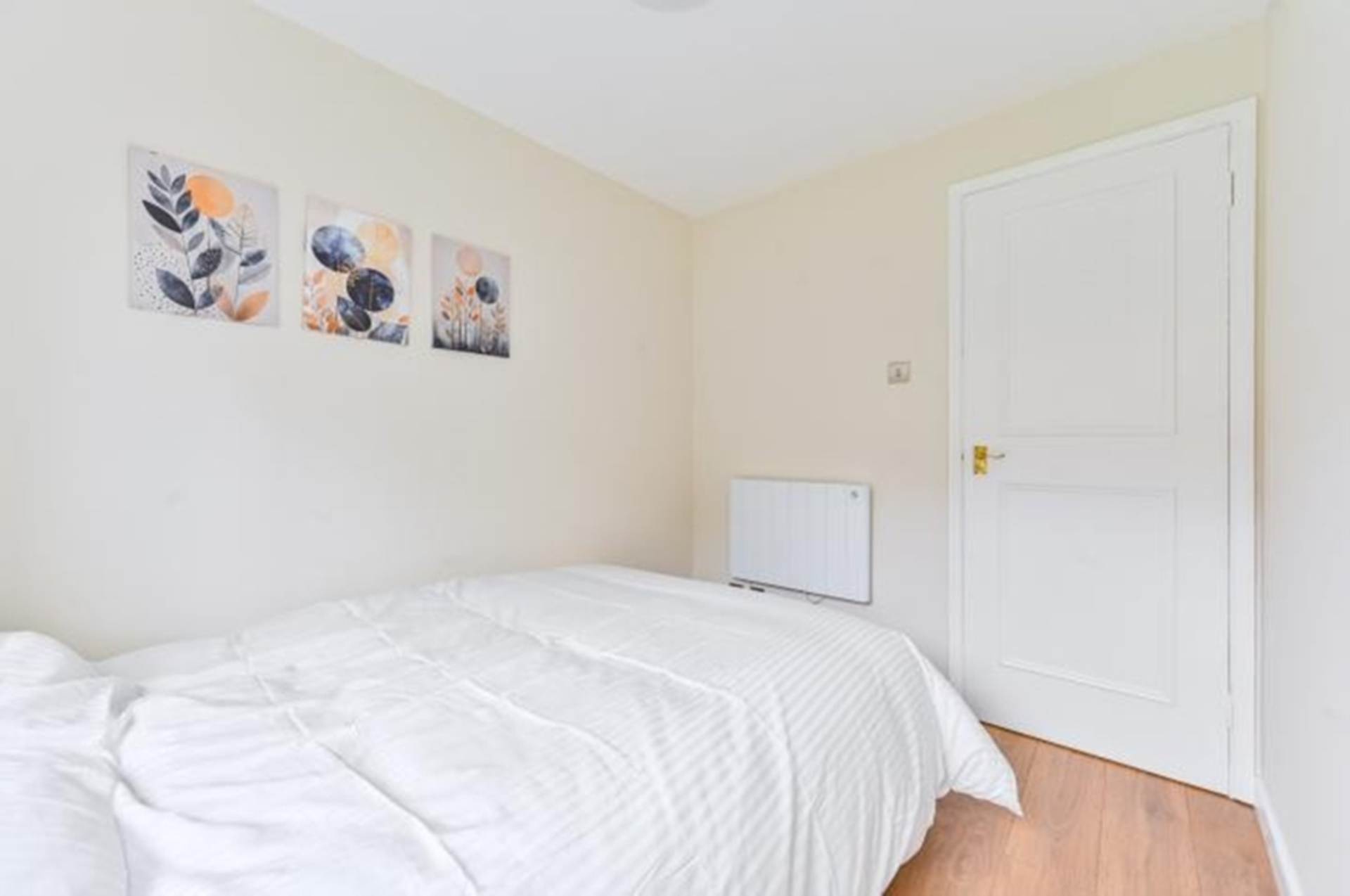 Belgrave Court, Ascalon Street SW8, Image 10