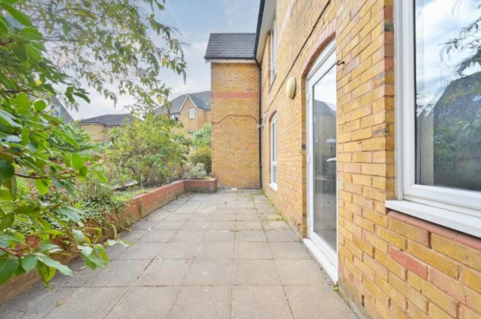 Belgrave Court, Ascalon Street SW8, Image 17