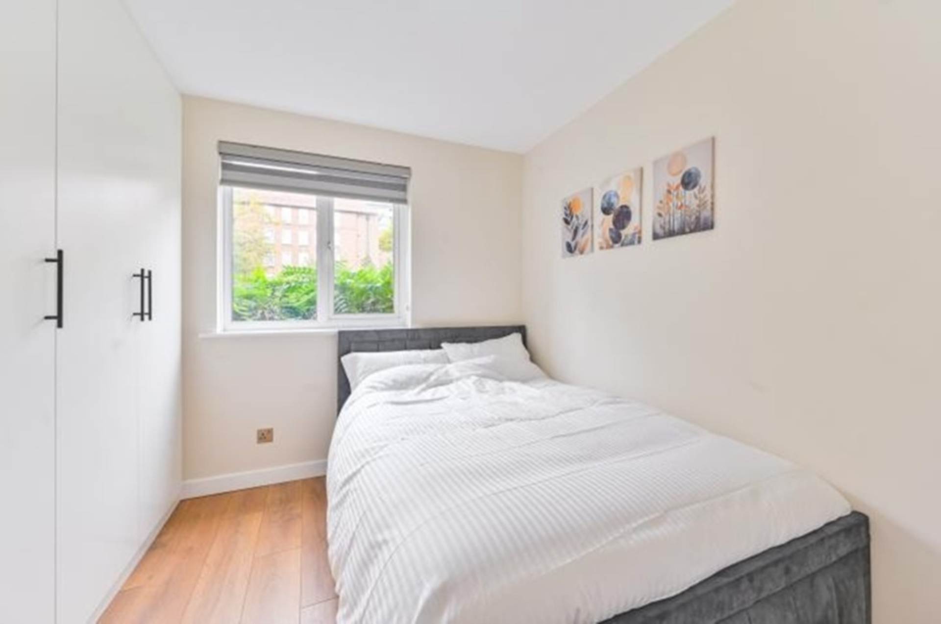 Belgrave Court, Ascalon Street SW8, Image 9