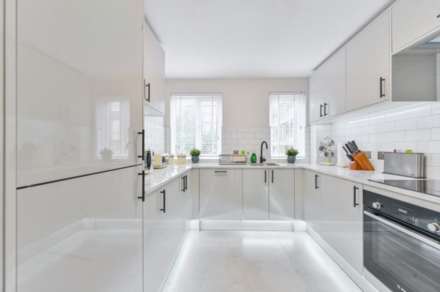 Belgrave Court, Ascalon Street SW8, Image 13