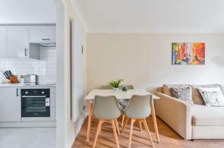 Belgrave Court, Ascalon Street SW8, Image 2