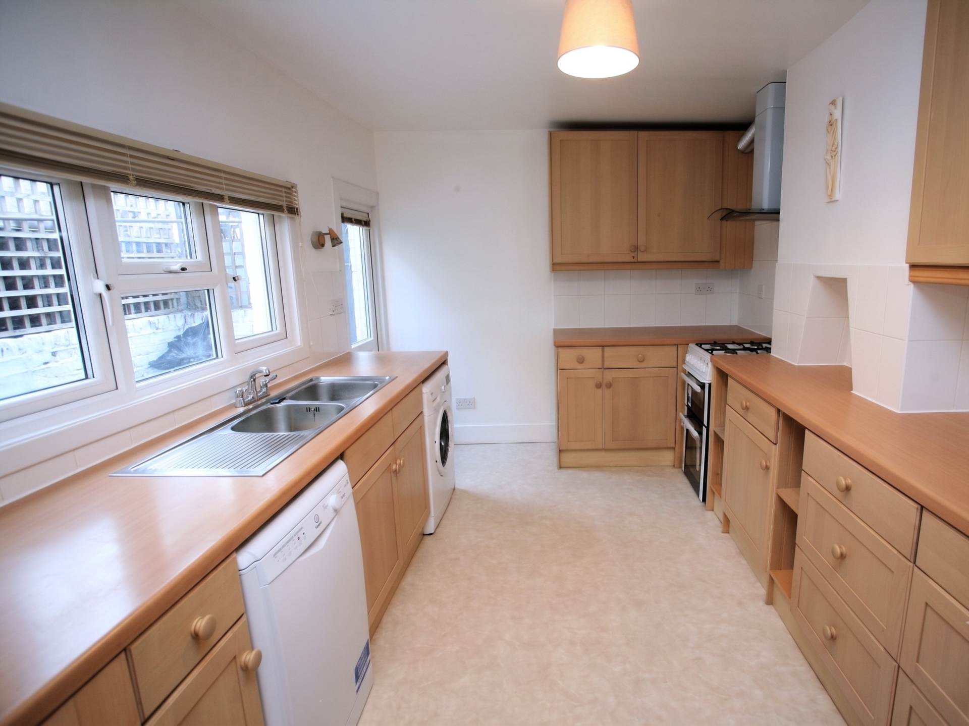 Mossford Street, E3, Image 3