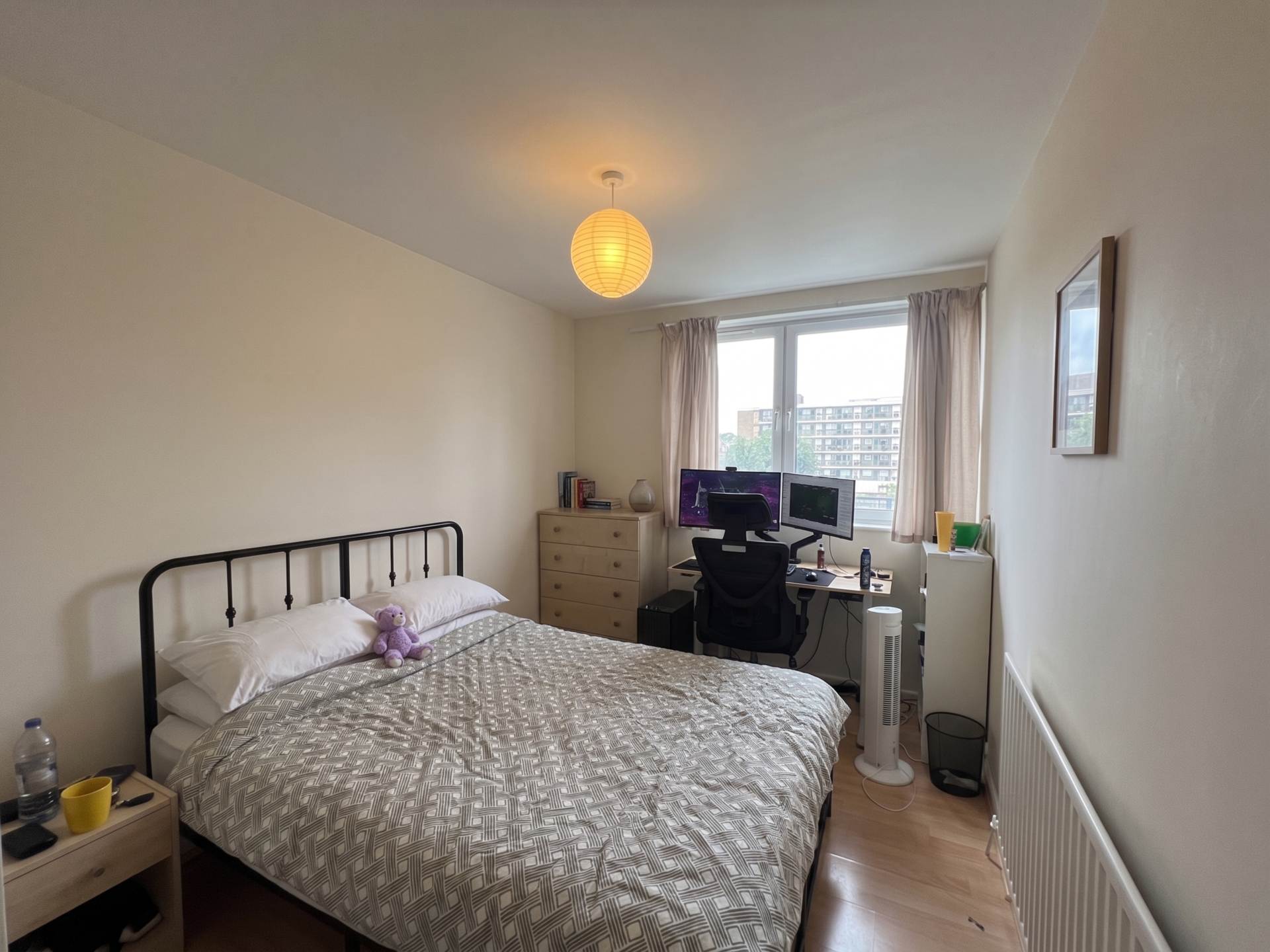 Rosenau Road, London, Image 4