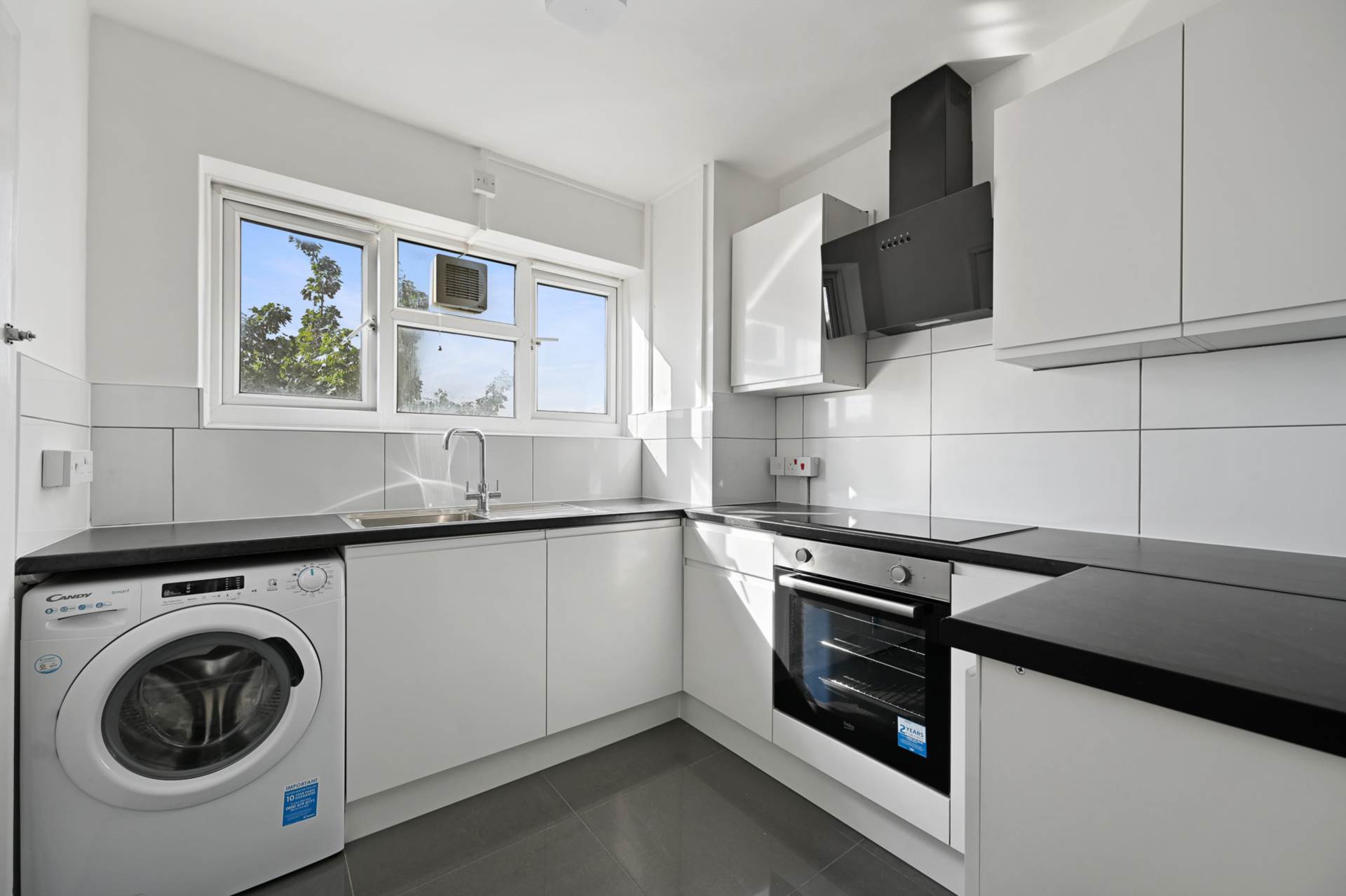 Holmes Court, Paradise Road, London SW4 6QJ, Image 7