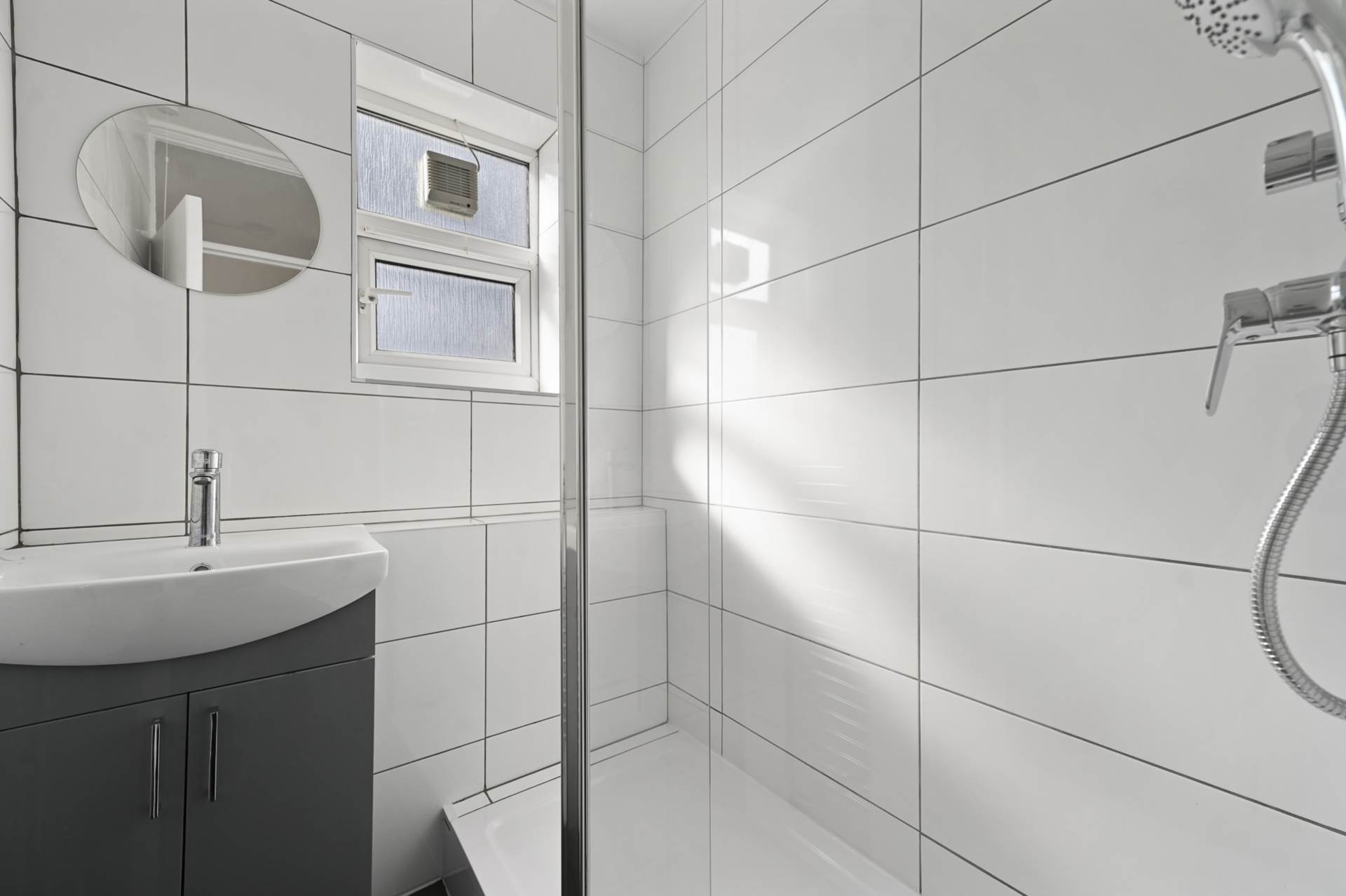 Holmes Court, Paradise Road, London SW4 6QJ, Image 8