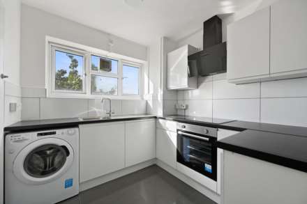 Holmes Court, Paradise Road, London SW4 6QJ, Image 7