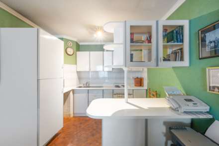 Kite House, Clapham Junction, SW11, Image 6