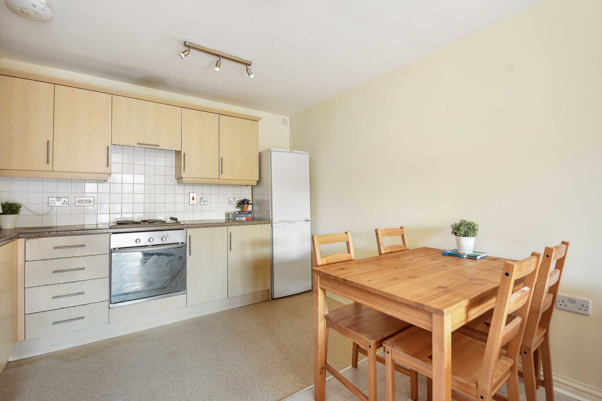 Effra Parade, Brixton, SW2, Image 11