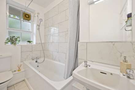 Vicarage Crescent, Battersea, SW11, Image 10