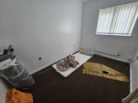 Wormalds View, Dewsbury, Image 5