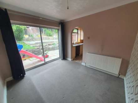 Wayne Close, Batley, Image 9