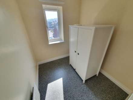 Churchbank Way, Thornhill Lees, Image 8