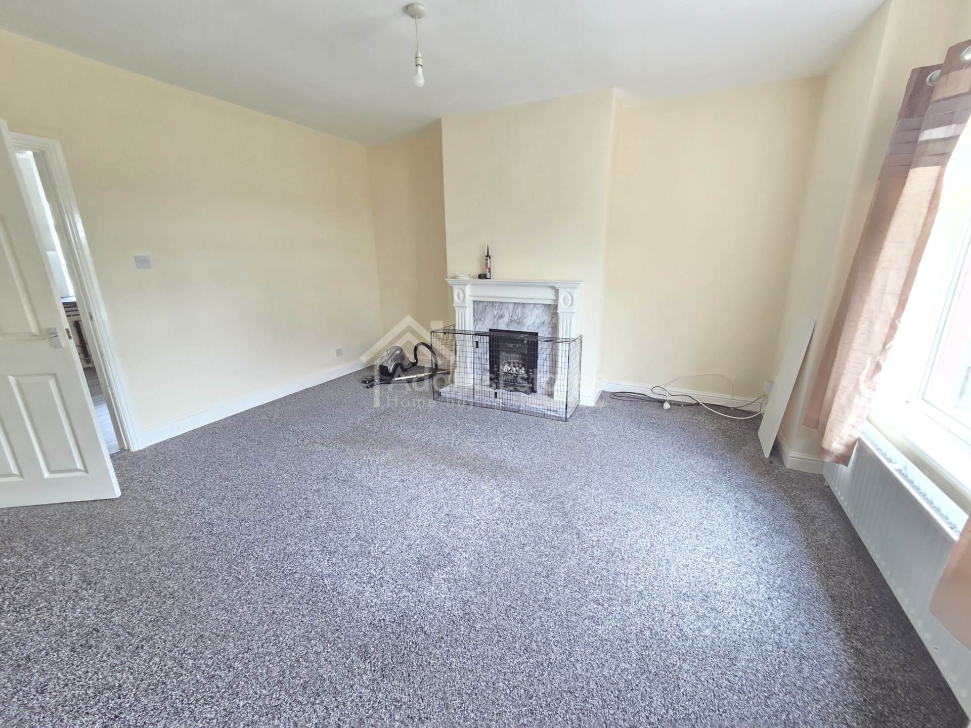 Wakefield Crescent, Earlsheaton, Image 2