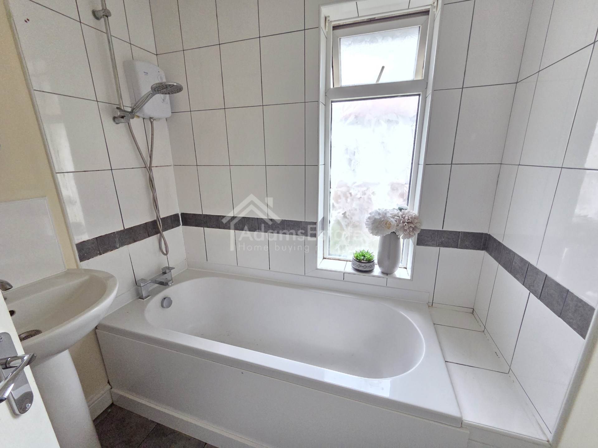 Wakefield Crescent, Earlsheaton, Image 8
