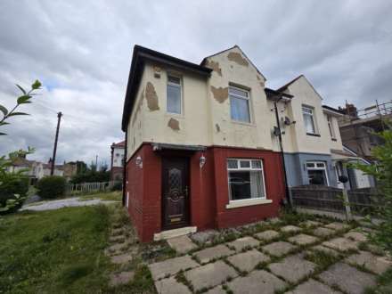 3 Bedroom Semi-Detached, Wakefield Crescent, Earlsheaton