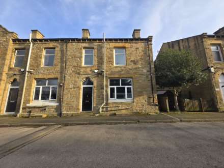 3 Bedroom Semi-Detached, West Vale, Thornhill Lees