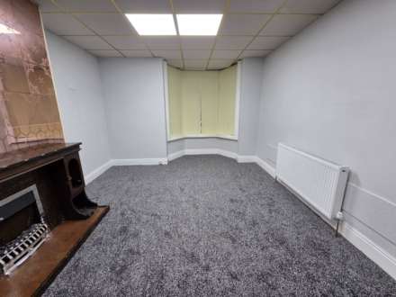 South Street, Dewsbury, Image 3