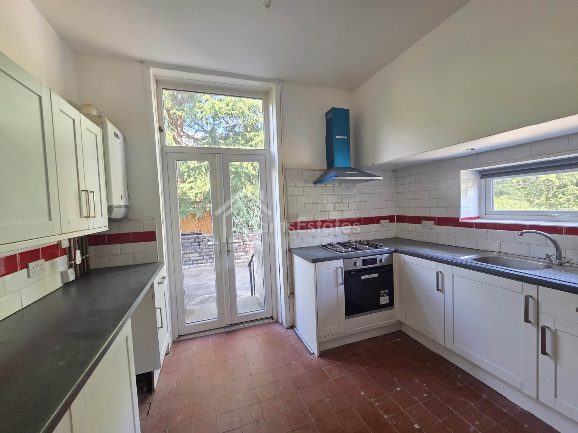 Hill Crest Road, Dewsbury, Image 5