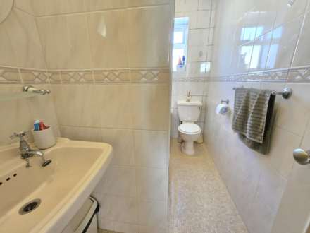 Chestnut Terrace, Dewsbury, Image 10