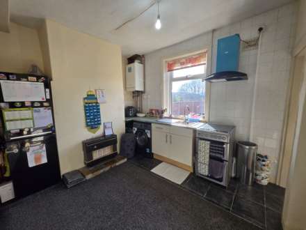 Chestnut Terrace, Dewsbury, Image 5