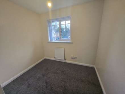 Millwater Avenue, Dewsbury, Image 11